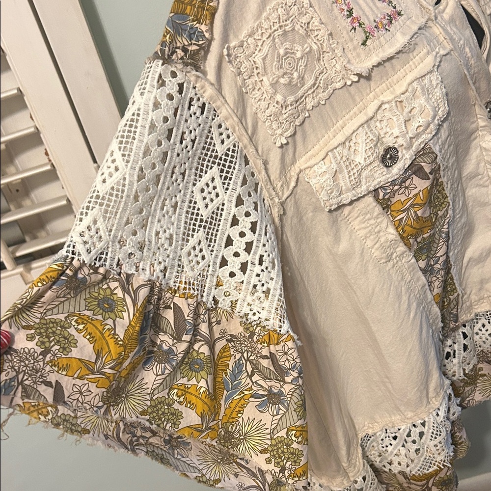 POL Cream and Yellow Patchwork Jacket - image 6